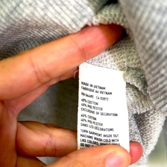 American Eagle - Grey Macrame Fringe Design Long Sleeve Sweatshirt Size Small - Picture 11 of 14